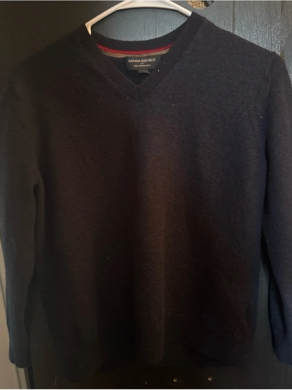 Banana Republic Men V-Neck Sweater in Black